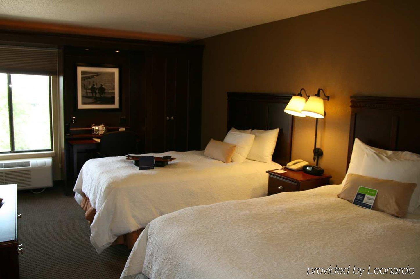 Hampton Inn Madison East Towne Mall Area Habitación foto